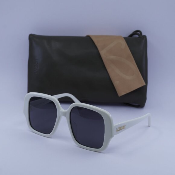 Loewe LW40134U 25A Square Sunglasses – Ivory\Smoke - Picture 1 of 10